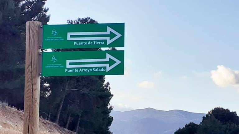 Señalización de los mayores atractivos turísticos de Cabra Señalización de los mayores atractivos turísticos de Cabra