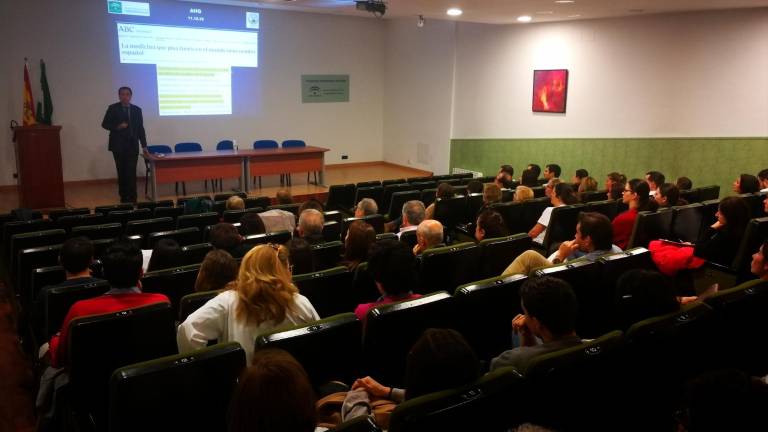 La Cátedra Maimónedes aborda la responsabilidad profesional médica La Cátedra Maimónedes aborda la responsabilidad profesional médica