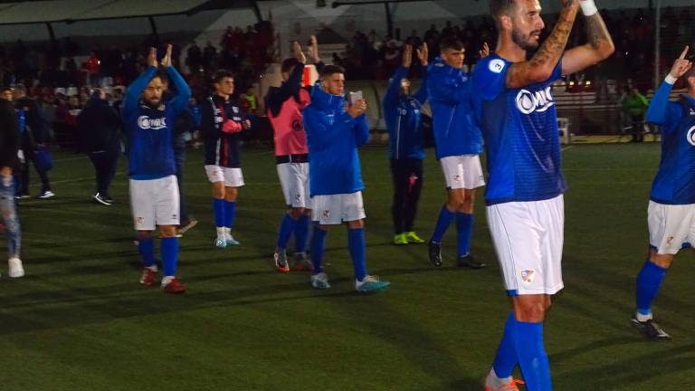 Chendo sigue su idilio con el gol y decide en Torreperogil Chendo sigue su idilio con el gol y decide en Torreperogil