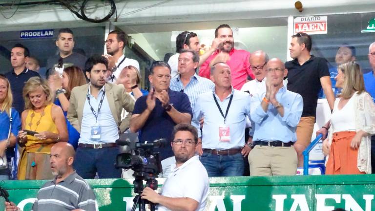 Una afición volcada con el equipo Una afición volcada con el equipo