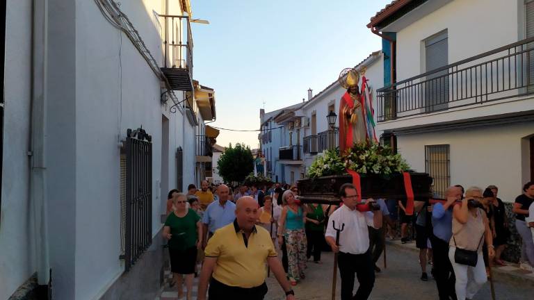 El pueblo se echa a la calle El pueblo se echa a la calle