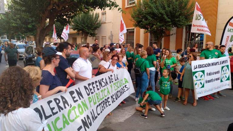 La comunidad educativa pide un “blindaje” para la escuela pública La comunidad educativa pide un “blindaje” para la escuela pública