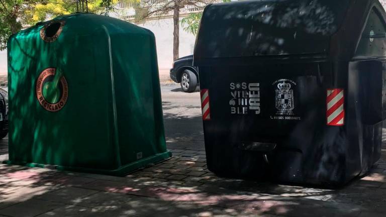 Tirar la basura, un reto para las personas con movilidad reducida Tirar la basura, un reto para las personas con movilidad reducida