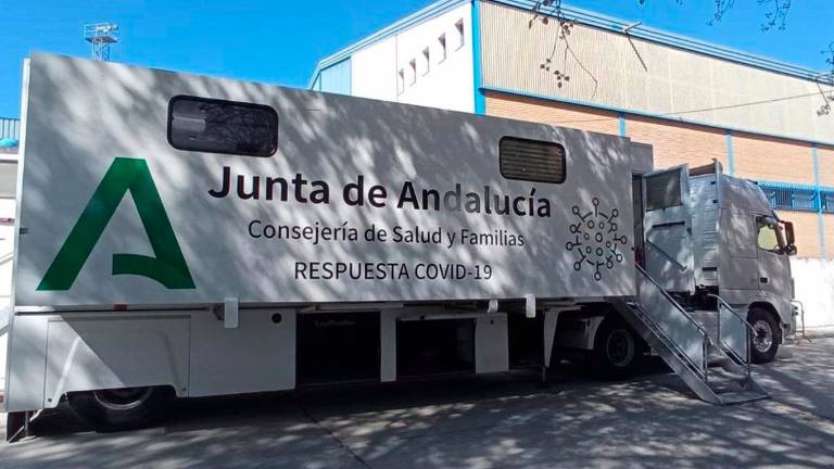 Nueva vacunación sin cita del 3 al 5 de febrero en el centro comercial La Loma Nueva vacunación sin cita del 3 al 5 de febrero en el centro comercial La Loma