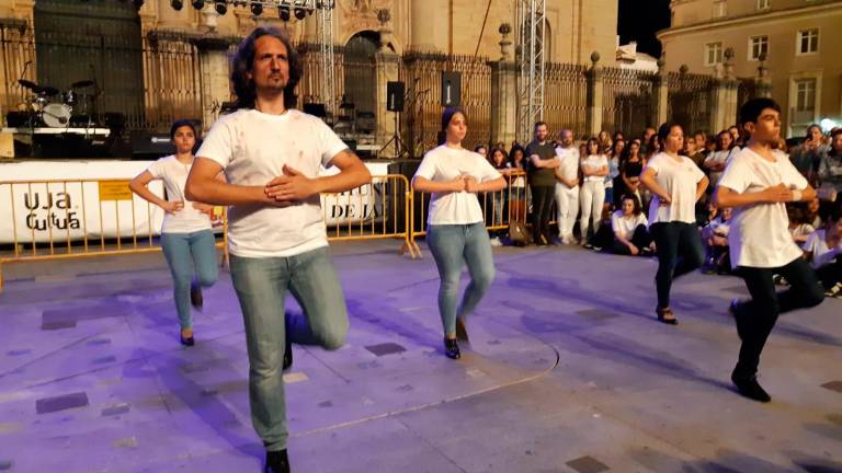 Música y baile en Santa María