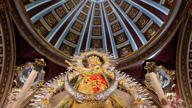 Así luce La Morenita a 31 días del aniversario de su aparición al pastor de Colomera Así luce La Morenita a 31 días del aniversario de su aparición al pastor de Colomera