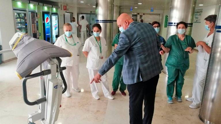La movilización de pacientes mejora en el Hospital Universitario de Jaén La movilización de pacientes mejora en el Hospital Universitario de Jaén