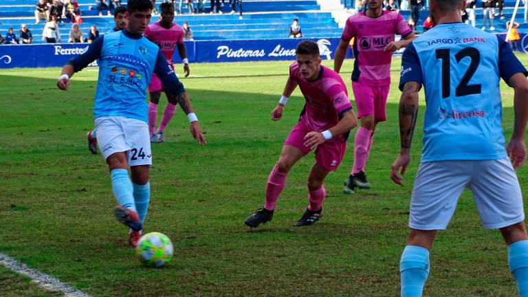 El Ejido corta la racha del Linares El Ejido corta la racha del Linares