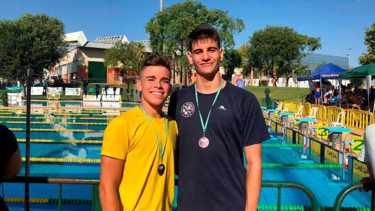 La natación jiennense triunfa en Sevilla La natación jiennense triunfa en Sevilla