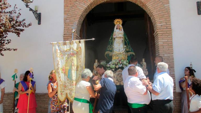 ¡Increíbles imágenes de la Virgen de la Cabeza de Huesa! ¡Increíbles imágenes de la Virgen de la Cabeza de Huesa!