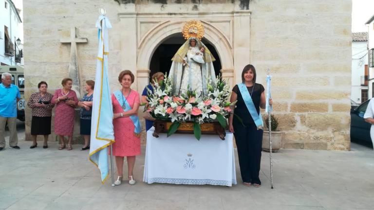 Ofrendas de fe a la patrona Ofrendas de fe a la patrona
