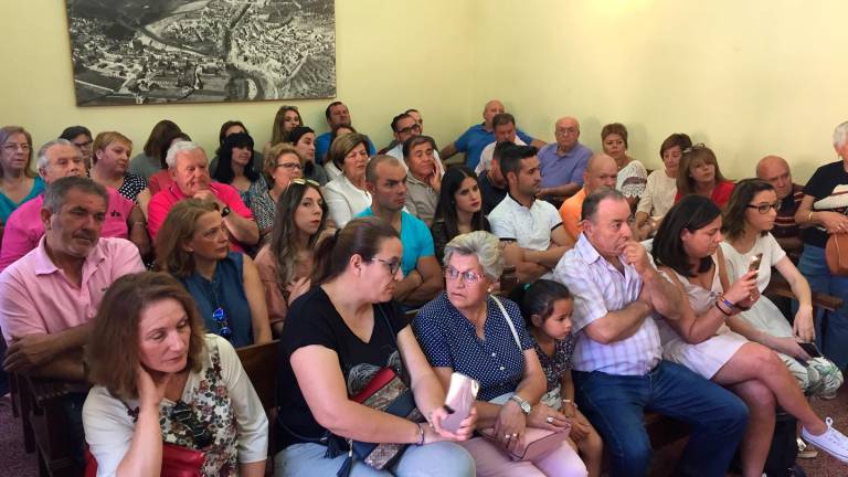 El PSOE de La Puerta critica al PP la subida de sueldos El PSOE de La Puerta critica al PP la subida de sueldos