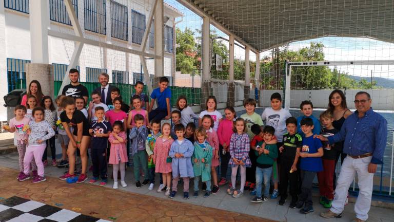 Un día de diversión y aprendizaje Un día de diversión y aprendizaje