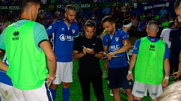 El sueño del ascenso se tiñe de color azulillo El sueño del ascenso se tiñe de color azulillo