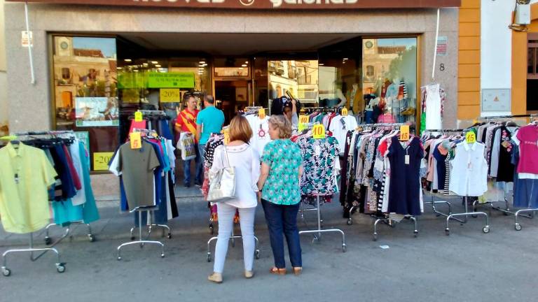 El público busca chollos en la Feria de Oportunidades El público busca chollos en la Feria de Oportunidades