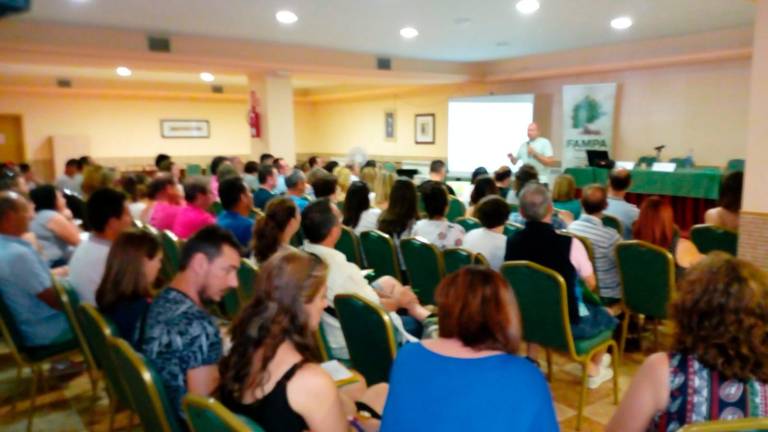 Clausura del curso con una jornada sobre los problemas adolescentes