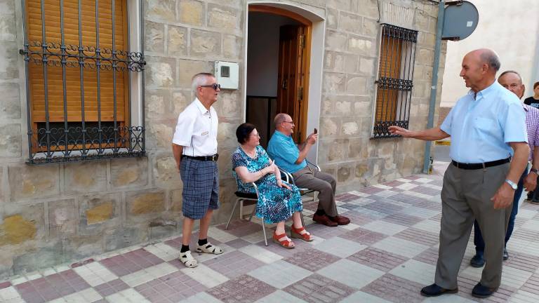 El pueblo se echa a la calle El pueblo se echa a la calle