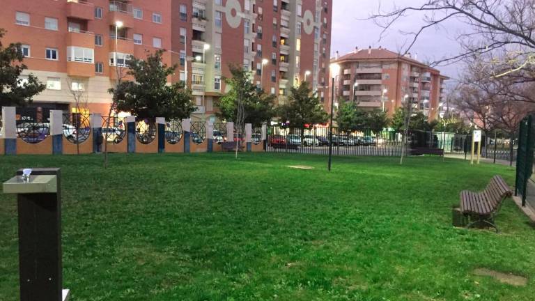 El primer parque canino abre el fin de semana en el Bulevar