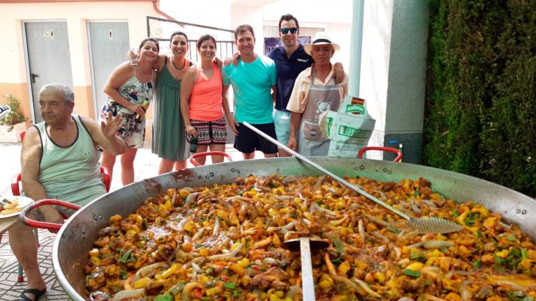 Divertidas y exquisitas fiestas Divertidas y exquisitas fiestas