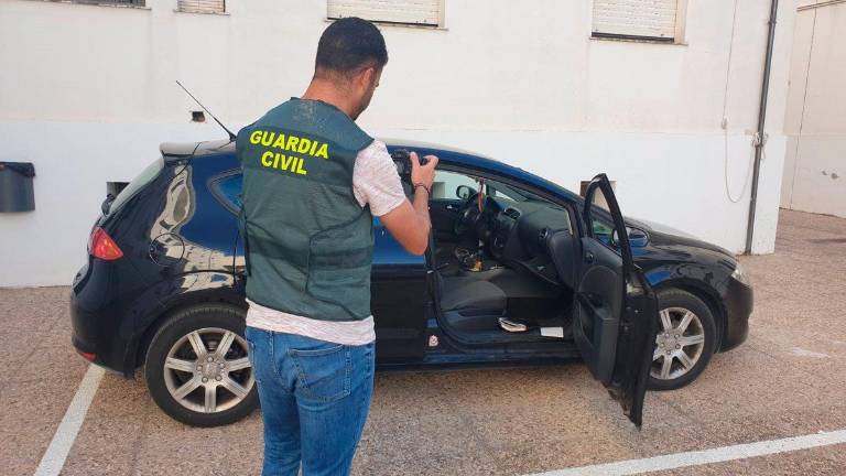 Detenidos en Villacarrillo dos menores como presuntos autores de 17 robos en vehículos Detenidos en Villacarrillo dos menores como presuntos autores de 17 robos en vehículos