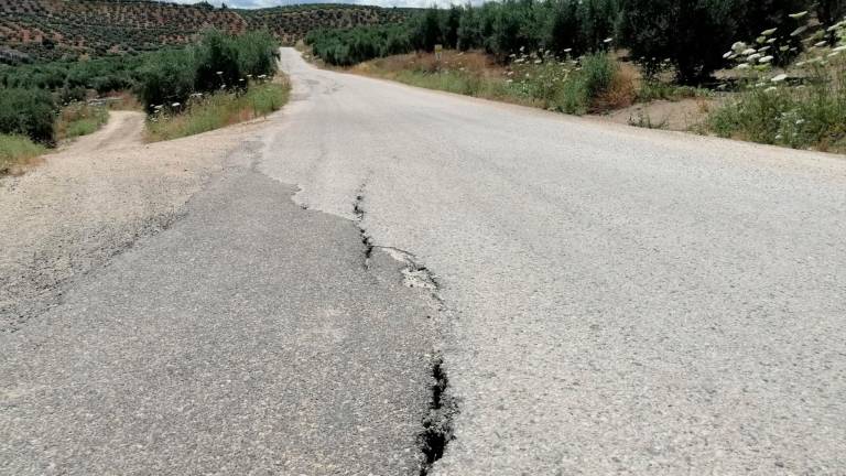 Un millón para la carretera de Villardompardo a Escañuela