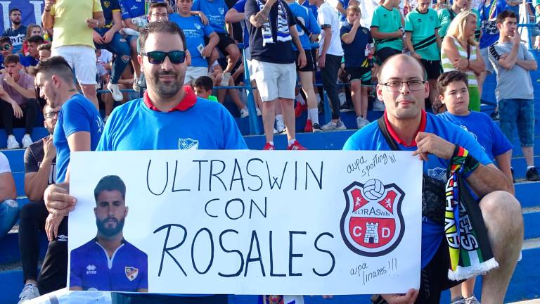 Una afición volcada con el equipo Una afición volcada con el equipo