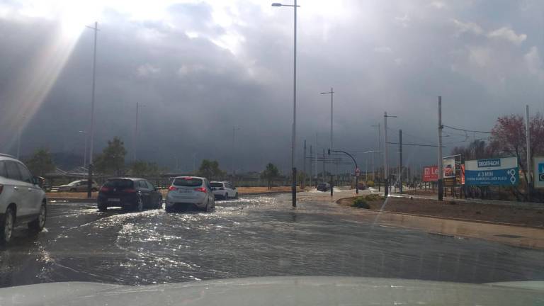 Las imágenes de las inundaciones que dejan las lluvias en la capital Las imágenes de las inundaciones que dejan las lluvias en la capital