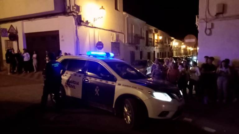 Un grupo incontrolado asalta la vivienda de un magrebí en Torredonjimeno Un grupo incontrolado asalta la vivienda de un magrebí en Torredonjimeno