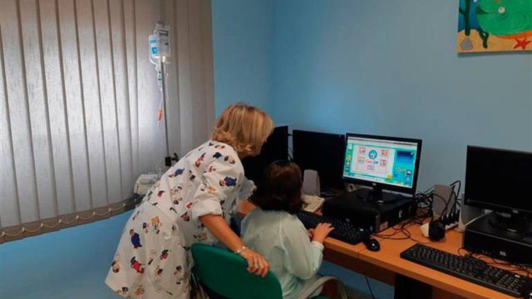 Arranca el curso en el aula de enseñanza compensatoria del Hospital Alto Guadalquivir de Andújar Arranca el curso en el aula de enseñanza compensatoria del Hospital Alto Guadalquivir de Andújar
