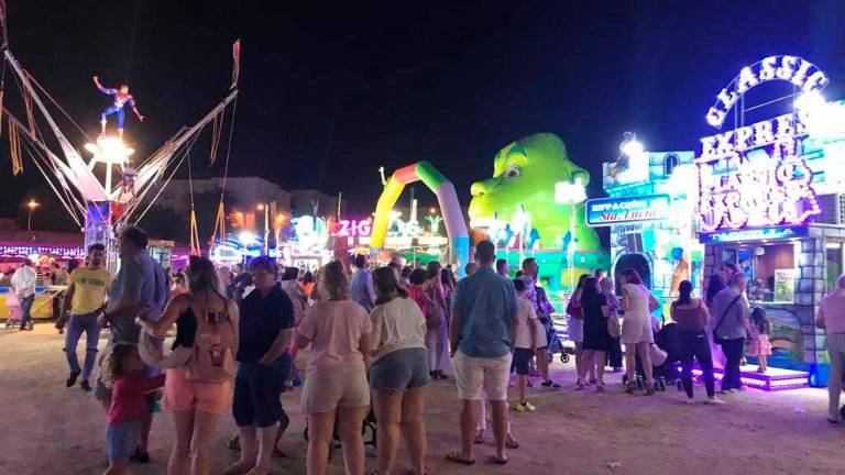 Las Fiestas de la Paz son punto de encuentro de los linarenses Las Fiestas de la Paz son punto de encuentro de los linarenses