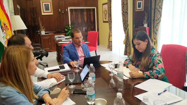 La Junta y el Ayuntamiento, unidos por la romería La Junta y el Ayuntamiento, unidos por la romería