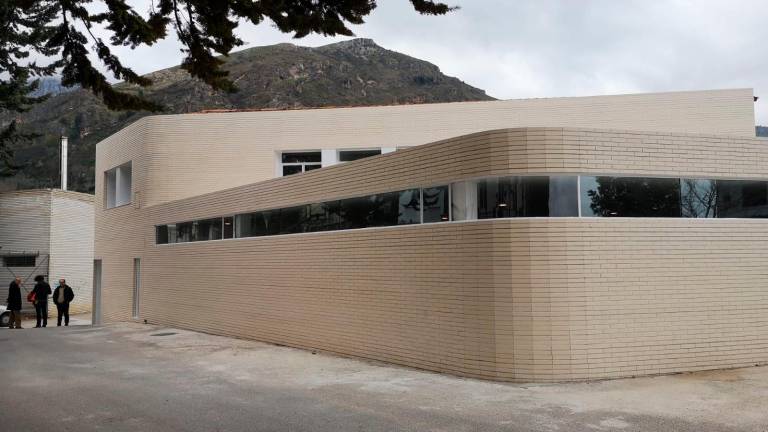 Cazorla estrena nuevo edificio para actividades culturales y deportivas Cazorla estrena nuevo edificio para actividades culturales y deportivas