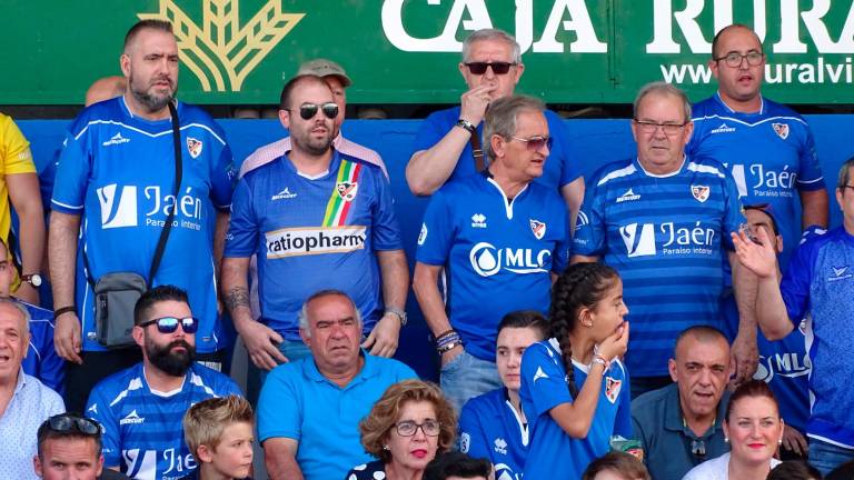 Una afición volcada con el equipo Una afición volcada con el equipo