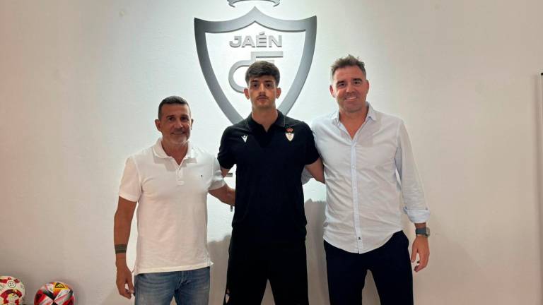 David Serrano formará parte del primer equipo del Real Jaén David Serrano formará parte del primer equipo del Real Jaén