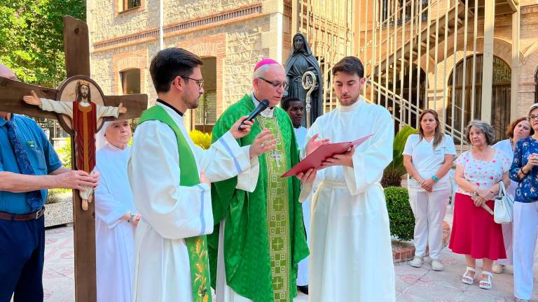 El Obispo de Jaén pone en valor el papel del anciano en la Iglesia El Obispo de Jaén pone en valor el papel del anciano en la Iglesia