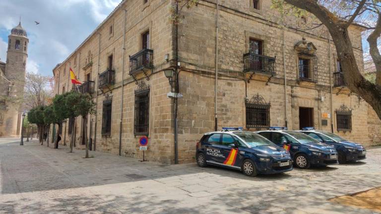 Tres detenidos tras incautar 1.120 gramos de cocaína en Úbeda Tres detenidos tras incautar 1.120 gramos de cocaína en Úbeda
