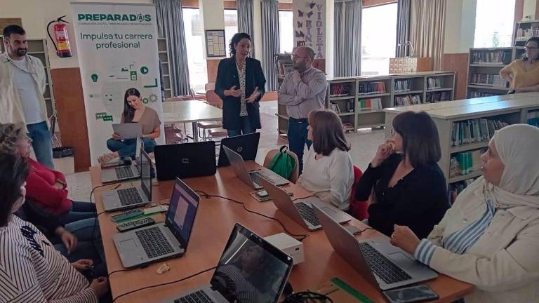 Objetivo: incrementar las habilidades digitales de la mujer rural jiennense Objetivo: incrementar las habilidades digitales de la mujer rural jiennense