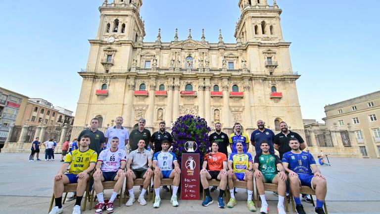 Jaén se convierte en la Catedral del balonmano nacional Jaén se convierte en la Catedral del balonmano nacional
