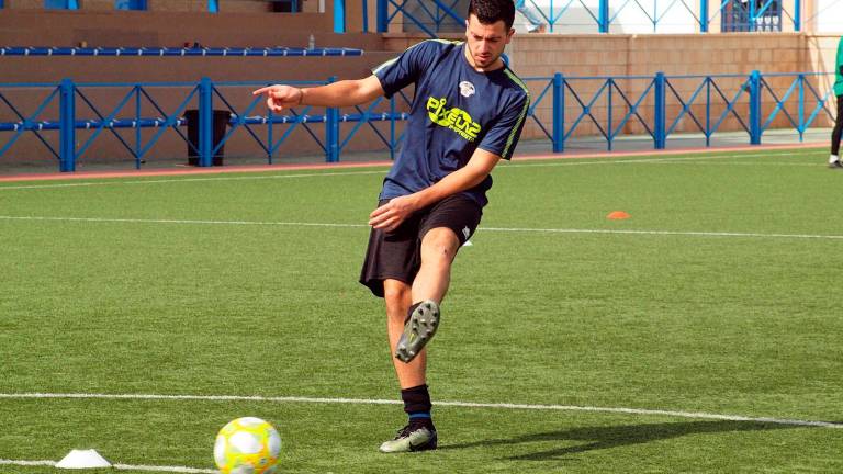 Gabri continuará una temporada más como portero del Atlético Porcuna