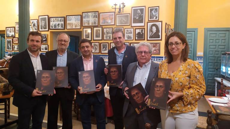 “Candil” vuelve a brillar en la presentación de su número 161 “Candil” vuelve a brillar en la presentación de su número 161