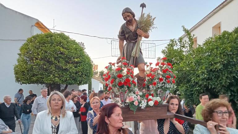 La Ropera vive su semana de gloria en honor a San Isidro La Ropera vive su semana de gloria en honor a San Isidro