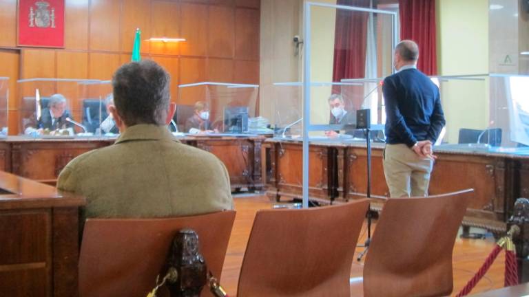 “No sabía que necesitara permiso para abrir zanjas sobre un yacimiento arqueológico” “No sabía que necesitara permiso para abrir zanjas sobre un yacimiento arqueológico”