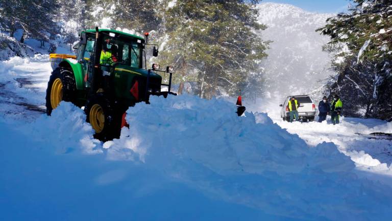 Finaliza el rescate de las aldeas incomunicadas de Santiago-Pontones por la nevada Finaliza el rescate de las aldeas incomunicadas de Santiago-Pontones por la nevada