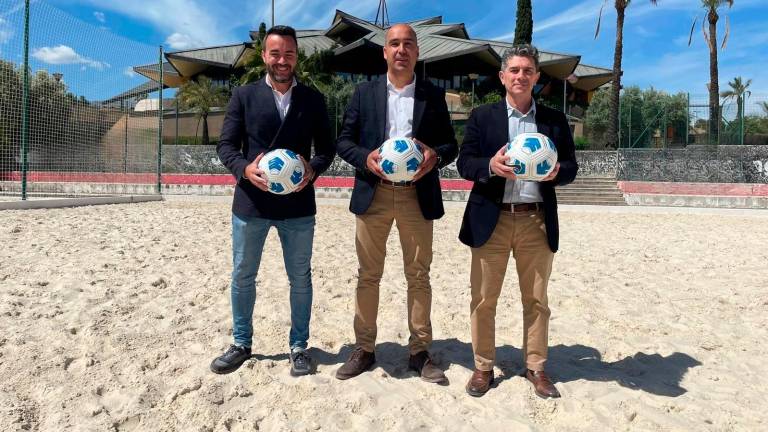 El primer campo de fútbol playa en Jaén arranca el 1 de mayo El primer campo de fútbol playa en Jaén arranca el 1 de mayo