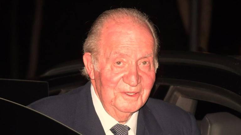 Juan Carlos I cumple un año de exilio en Emiratos Árabes Unidos Juan Carlos I cumple un año de exilio en Emiratos Árabes Unidos