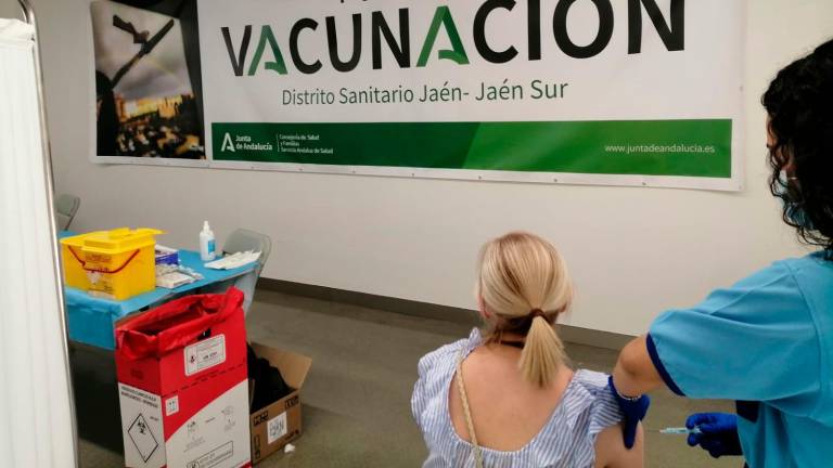 Más de 180.000 jiennenses cuentan con la pauta completa Más de 180.000 jiennenses cuentan con la pauta completa