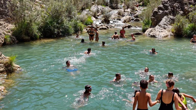 El Charco de la Cuna, aguas cristalinas donde darse un chapuzón El Charco de la Cuna, aguas cristalinas donde darse un chapuzón