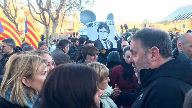 Los fiscales piden al Supremo que mantenga los 13 años de inhabilitación para Junqueras Los fiscales piden al Supremo que mantenga los 13 años de inhabilitación para Junqueras