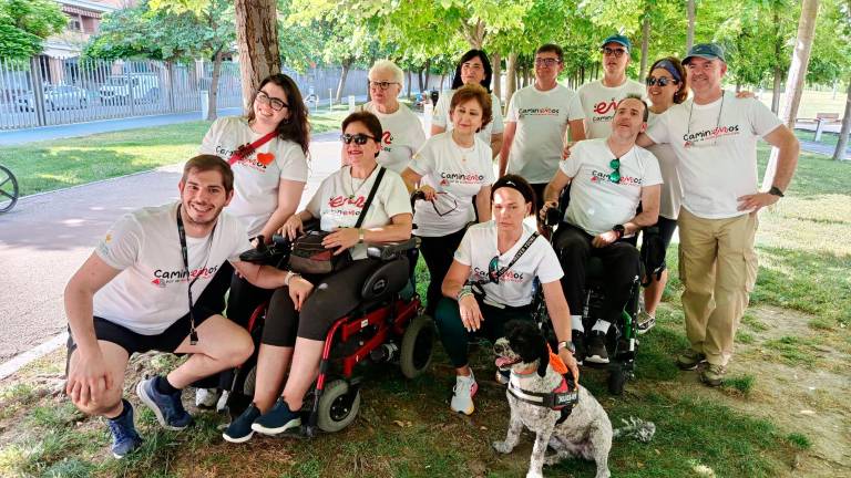 El Bulevar acoge una marcha solidaria por la esclerosis múltiple El Bulevar acoge una marcha solidaria por la esclerosis múltiple