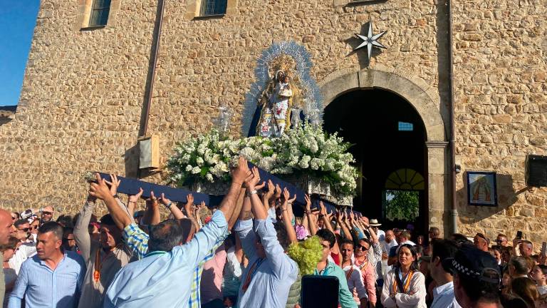 La Estrella rutilante que irradia luz en Navas de San Juan La Estrella rutilante que irradia luz en Navas de San Juan